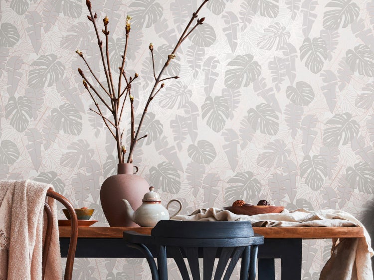 Gepolsterte Aufbewahrungsbank mit Knöpfen und Metallfüßen