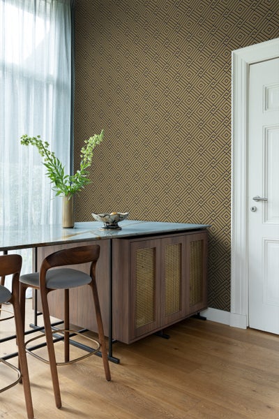 Origin Wallcoverings Tapete 3D grafisches Motiv Gold und Schwarz - 50 x 900 cm - 347979
