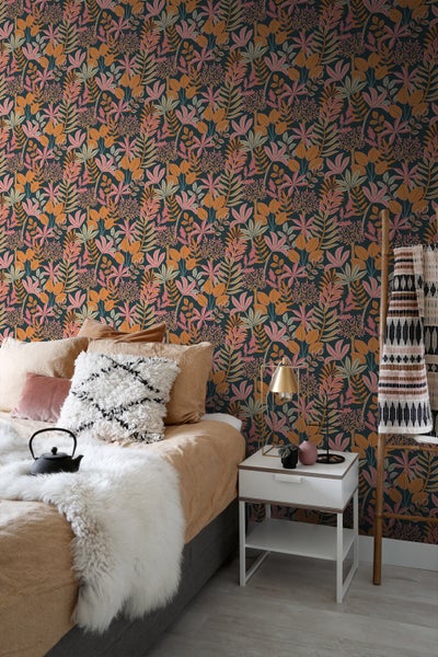 ESTAhome Tapete Blätter Orange, Rosa und Dunkelblau - 50 x 900 cm - 130993