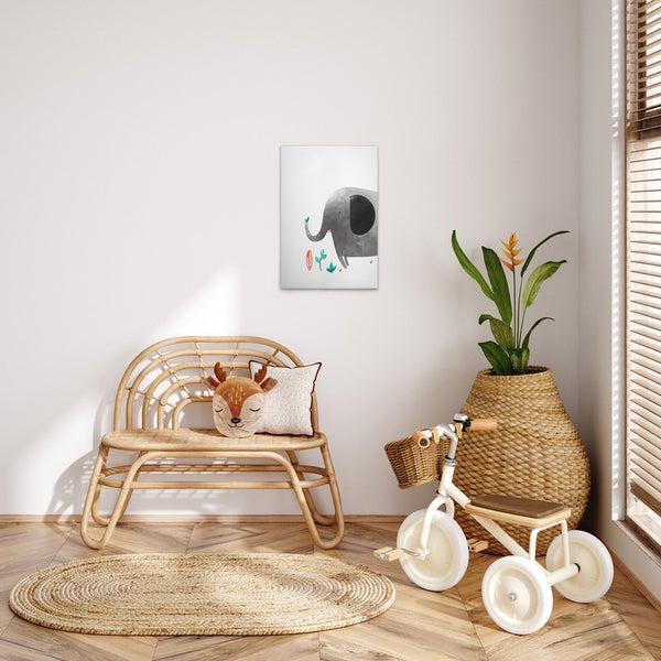 Kinderzimmer mit Sitzbank, Wandbild mit Elefantenmotiv und Dreirad