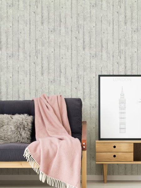 Nahaufnahme eines Rhododendronstrauchs mit lila Blüten