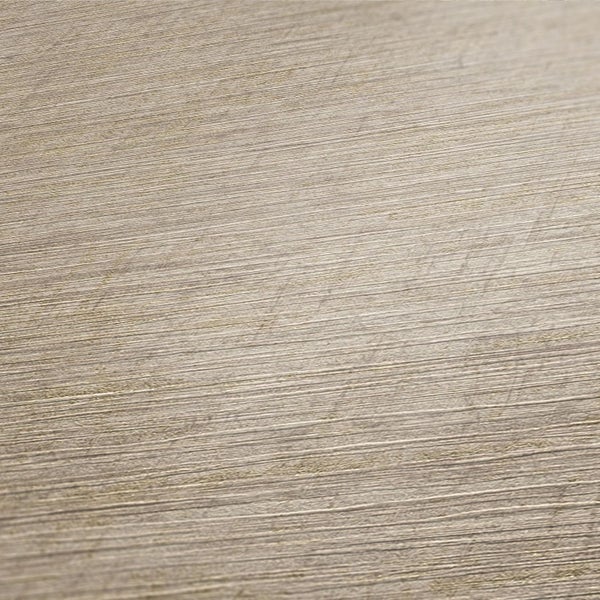 Dekorative Wanduhr mit goldenen Zeigern und Ziffern