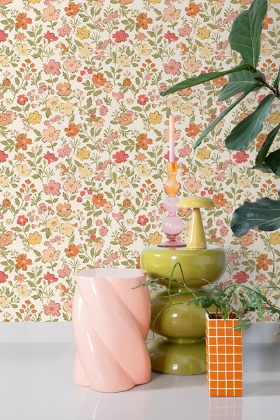 ESTAhome Tapete Blumen Rosa, Grün, Gelb und Orange - 50 x 900 cm - 131326