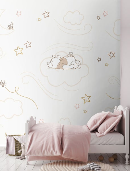 Kinderzimmer mit Bett und Winnie Puuh Wandbild