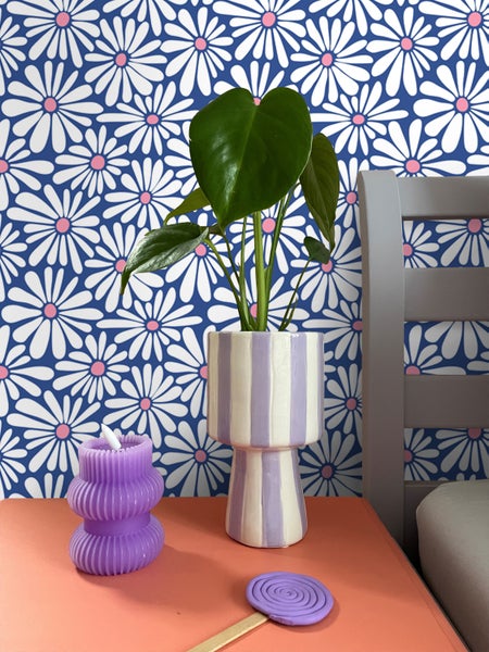 ESTAhome Tapete Gänseblümchen Blau und Rosa - 50 x 900 cm - 131150