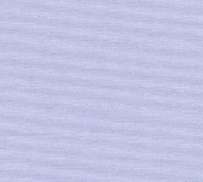 Detailansicht einer weißen Aufbewahrungsbox aus Kunststoff mit Etikettenrahmen.