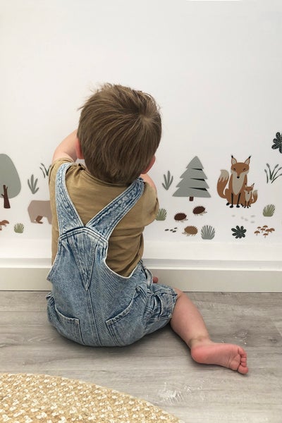 ESTAhome Wandtattoo Wald mit Waldtieren Beige und Mintgrün - 47.5 x 66 cm - 156104