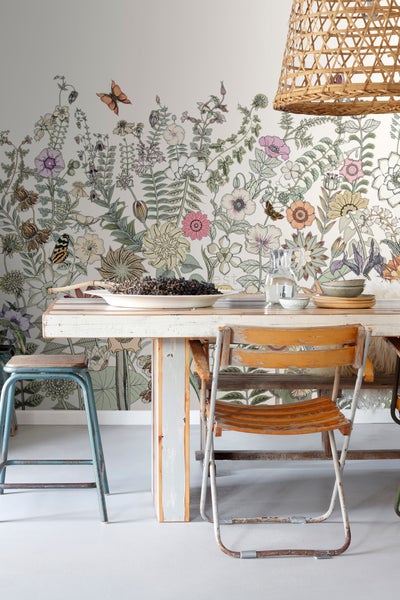 ESTAhome Fototapete Blumen & Schmetterlinge Grün, Orange und Lila - 250 x 279 cm - 159107