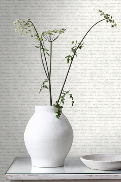 ESTAhome Tapete Texte Grau auf weißem meliertem Hintergrund - 53 cm x 10.05 m - 148339