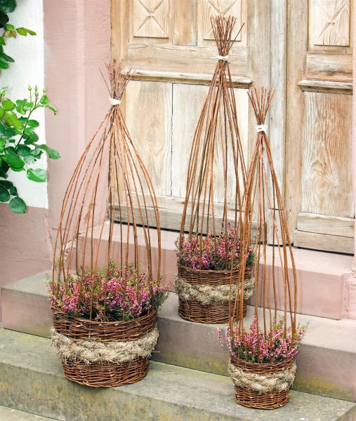 Dekoleidenschaft 3x Pflanzkorb aus Weide & Stroh, Blumentopf mit Rankhilfe, Pflanzgefäß mit Rankgitter, Gartendeko, Pflanzschale