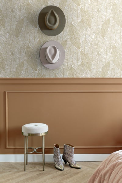 ESTAhome Tapete gezeichnete Blätter Weiß und Gold - 53 cm x 10.05 m - 139125