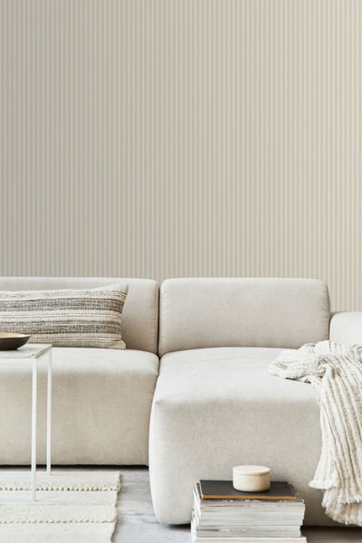 Darstellung des Erfassungsbereichs einer Aussenleuchte mit den Massangaben 1 bis 2,3 Meter Höhe und maximal 6 Meter Reichweite. Oktaplex Lighting Logo.