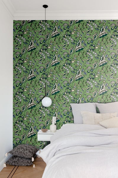 Drei Treteimer in verschiedenen Größen mit den Maßen 50 Liter, 80 Liter und 100 Liter.