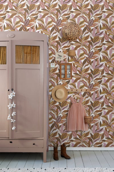 ESTAhome Tapete tropische Blätter Braun und Lila - 50 x 900 cm - 131043