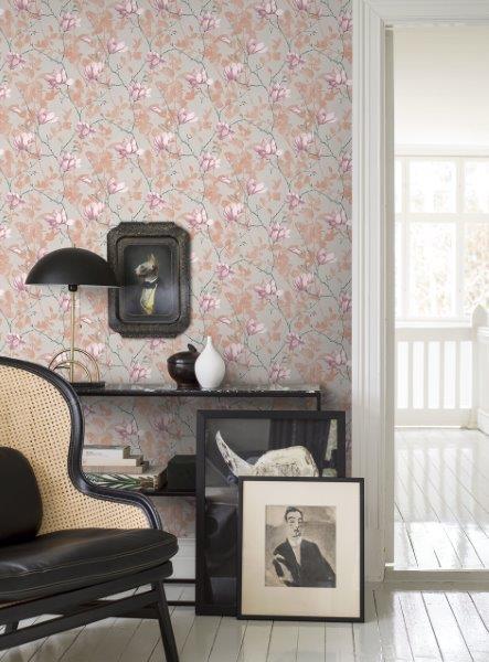 Nahaufnahme einer üppigen Azaleenblüte