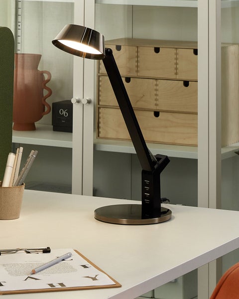 LED Schreibtischlampe CHAMAELEON mit USB-Anschluss Metall Messing