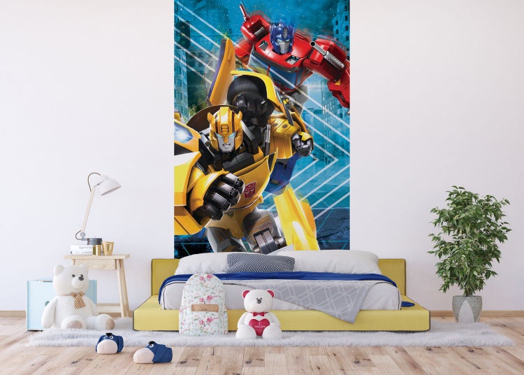 Kinderzimmer mit Transformers Wandbild, mit Bumblebee und Optimus Prime