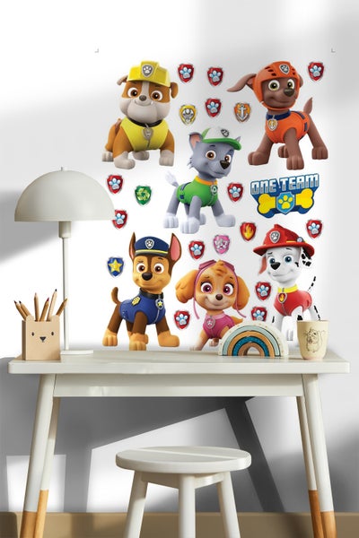 Paw Patrol Wandsticker auf einem Schreibtisch mit Stuhl