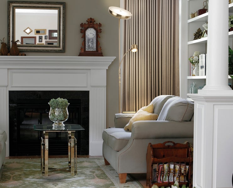 Skizze einer Stehlampe mit Leselampe, 1800 mm hoch, Lampenschirmdurchmesser 260 mm