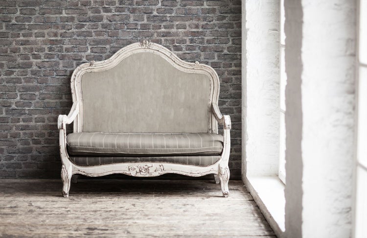 Blühende Salbeipflanze im Garten