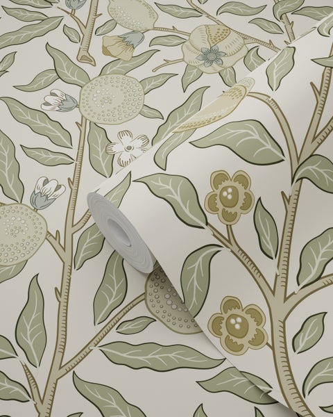 Nahtloses Muster mit Früchten, Blättern und Blumen auf Ästen.