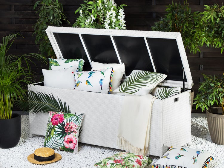 Aufbewahrungsbox MODENA Polyrattan 158 cm 63 cm Weiß