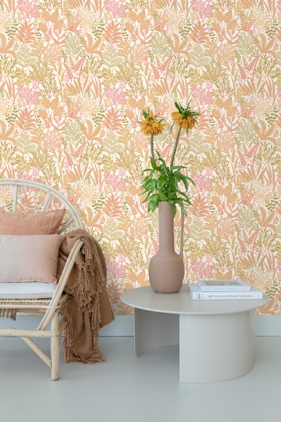 ESTAhome Tapete tropische Blätter und Blüten Grün und Rosa - 50 x 900 cm - 131665