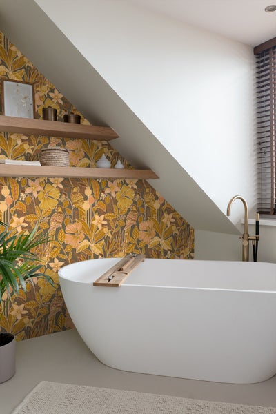 ESTAhome Tapete tropischen Blumen und Paradiesvögeln Terrakottabraun - 50 x 900 cm - 131159