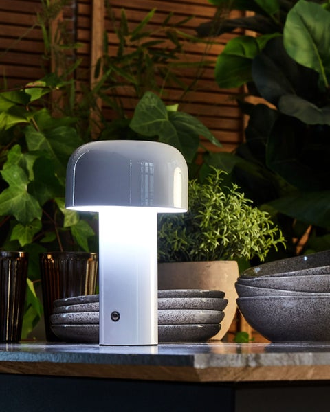 Kabellose LED Tischlampe BESOS mit Dimmer Weiß