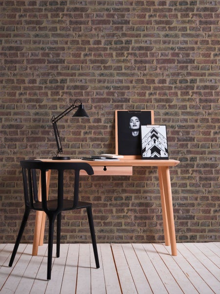 Vier Zwiebeln zum Pflanzen