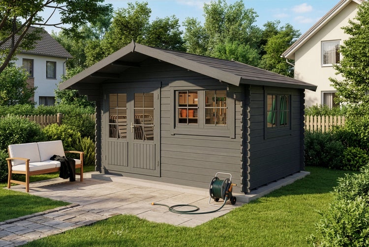 Garten mit Gerätehaus aus Holz, Sitzbank und Schlauchwagen