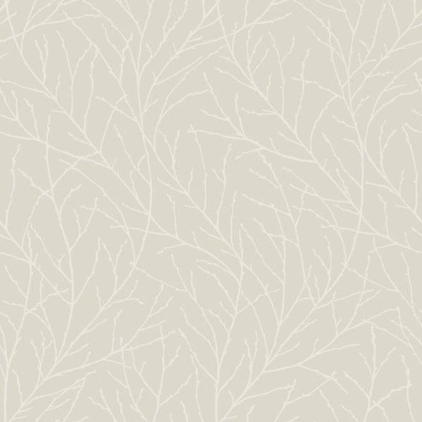 Helle Küche mit Tapete mit Blattmuster, Arbeitsplatte mit Geräten und Dekorationen