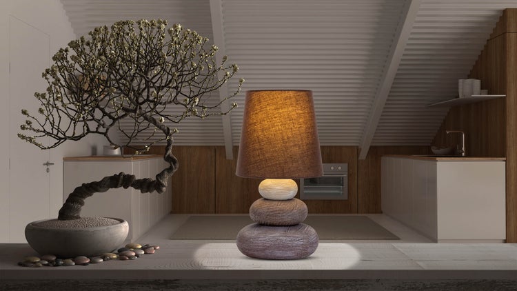 Zwei Solarleuchten mit Erdspieß für den Garten