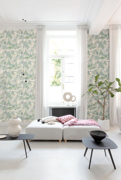 Erica Duschvorhangstange aus Metall im Badezimmer