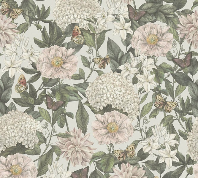 Pampasgras vor bewölktem Himmel