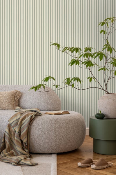 Tapete mit vertikalen Streifenmuster