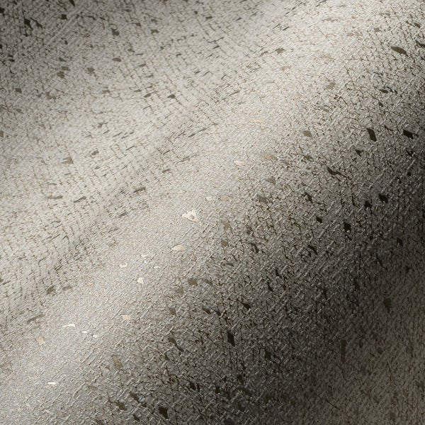 Tapete mit Dschungeltieren und Pflanzenmotiven.