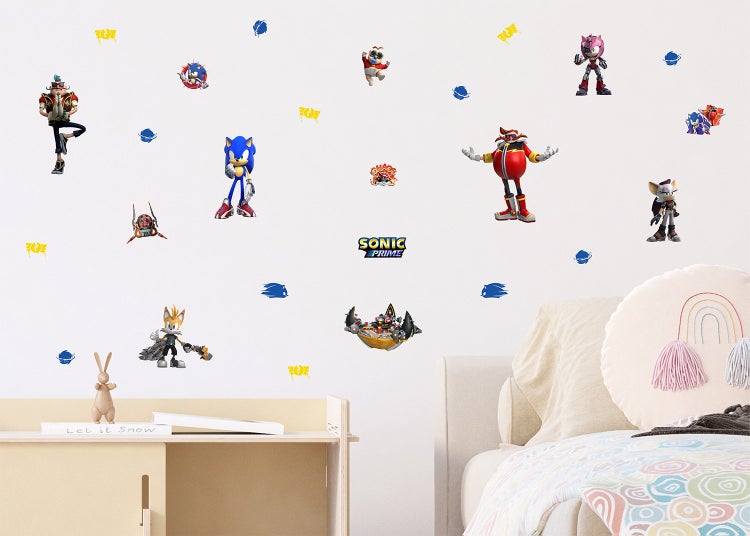 Sonic Prime Wandsticker-Set mit Charakteren wie Sonic und Dr. Eggman in einem Kinderzimmer.