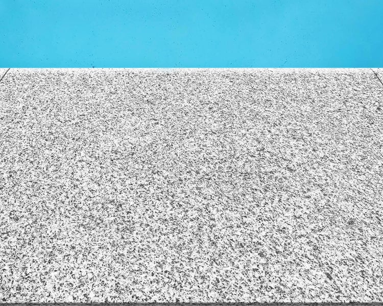 Wohnrausch Granit Poolumrandung Beckenrandstein SILVER GRANIT, 61 x 30 x 3 cm, 1 Rundkante, geflammt, weiß, hellgrau