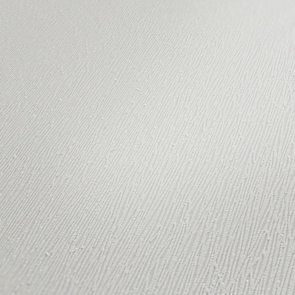 Nahaufnahme von zwei weißen Hibiskusblüten mit grünen Blättern