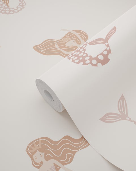 Gartenstuhl mit Armlehnen und Polster