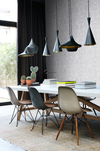 Origin Wallcoverings Tapete alte eiserne Druckbuchstaben Hellgrau - 53 cm x 10.05 m - 347594