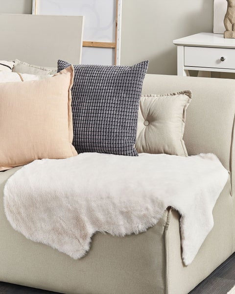 Kunstfell-Teppich Kaninchen beige 90 cm UNDARA