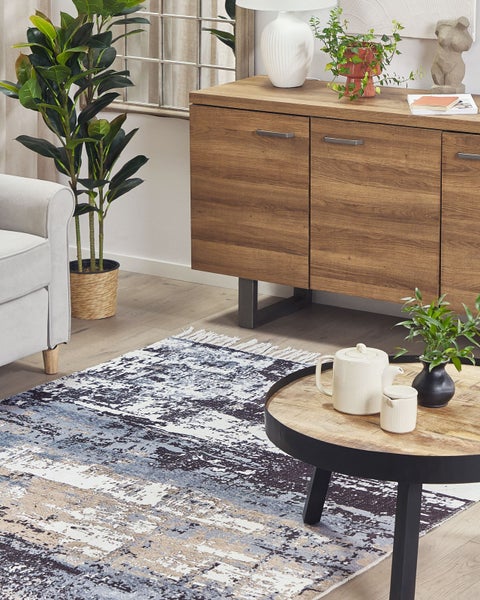 Abbildung der Maße eines Teppichs: 300 cm Länge, 80 cm Breite