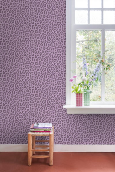 ESTAhome Tapete Leopardenmuster Violett - 50 x 900 cm - 131437