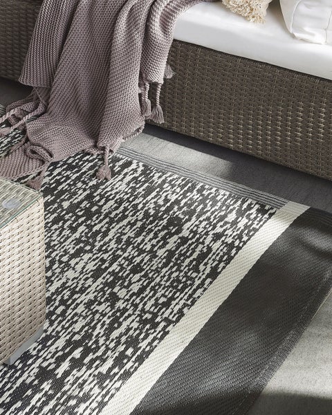Outdoorteppich BALLARI Schwarz 120 x 180 cm