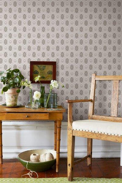 Borastapeter Tapete Retro-Ornamente Grau, Braun und Weiß - 53 cm x 10.05 m - 660063