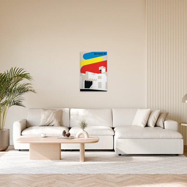 Poster Barcelona 75 an der Wand über einem Sofa