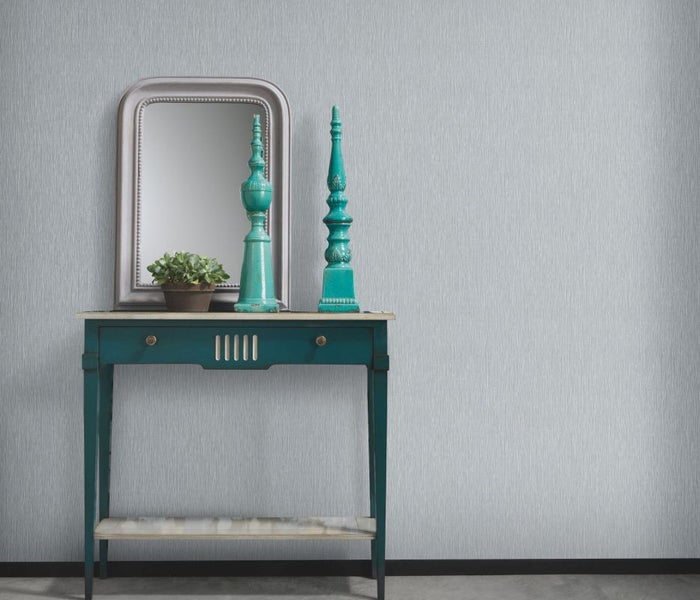 Anwendung von Beko B10 Universalöl zur Wartung eines Motors