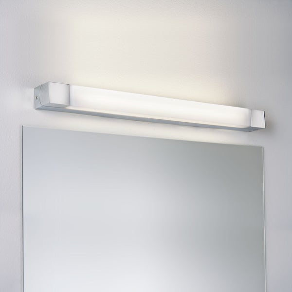 Selection Bathroom LED Spiegelleuchte Quasar IP44 3000K 835lm 230V 10,5W Chrom